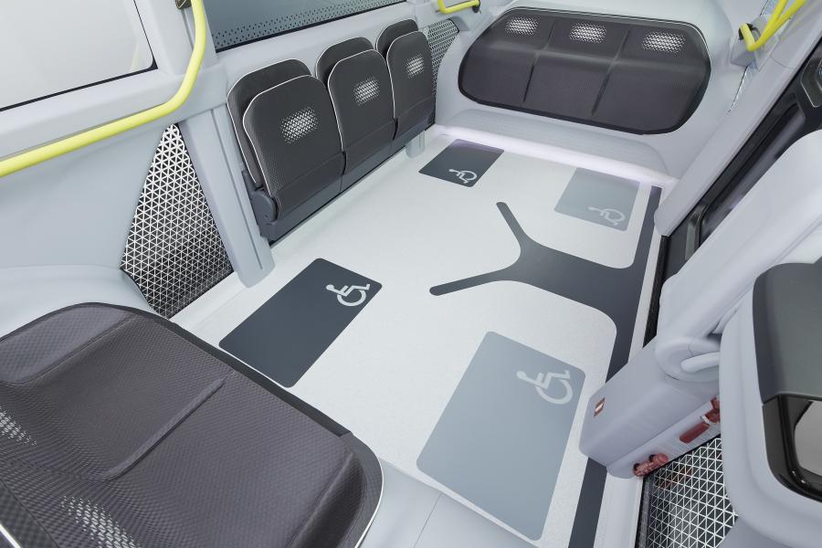 Интерьер Toyota e-Palette 2019 года  (фото 17 из 29)